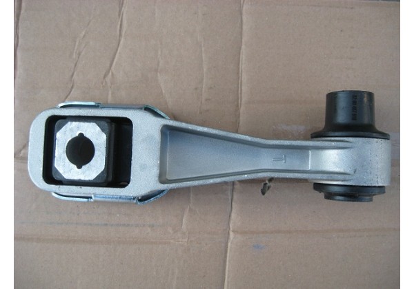 подушка, опора двигуна права верхня Renault Clio III, Modus 1.5 dci, 8200487916 , 8200239893